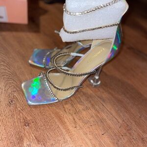 Size 9 Women Holographic Silver Heels